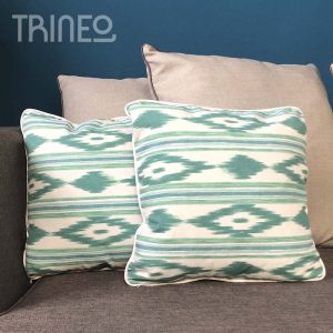 ALMOHADONES TELAS IKAT DE MALLORCA TENEMOS 2 (40CM X 40CM)