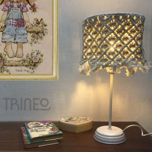 Lámpara Gral. Rodríguez - Base metal blanca (Alto total: 42cm)