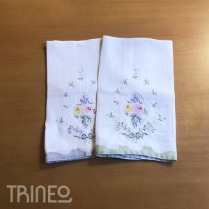 TOALLAS DE CORTESÍA BORDADAS TENEMOS 2