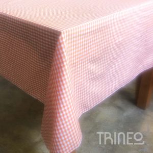 MANTEL CUADRILLÉ NARANJA (1,55M X 1,45M)