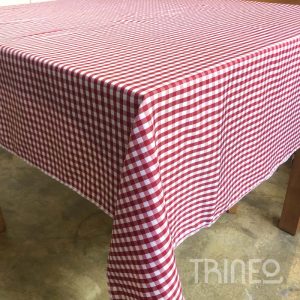 MANTEL CUADRILLÉ ROJO (1,15M X 1,45M)