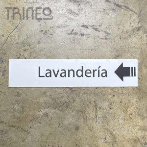 CARTEL LAVANDERÍA FOAMBOARD 55CM X 12CM
