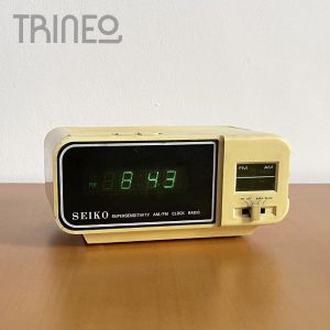 Radio reloj despertador Seiko - Años 80 - funciona (10CM X 17CM X 7CM)