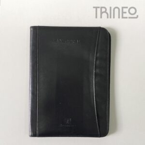 CARPETA PIERRE CARDIN NEGRA CON CIERRE